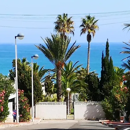 Lovely La Mata Pool&beach Apartamento *